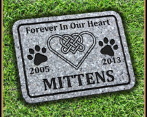Pet Memorial Stone with Celtic Infinity Heart